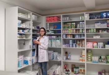 Uczennica podczas stażu w miejscu pracy