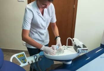 Uczennica podczas stażu