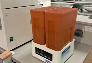 Myjka do czyszczenia prac wydrukowanych w technologii 3D